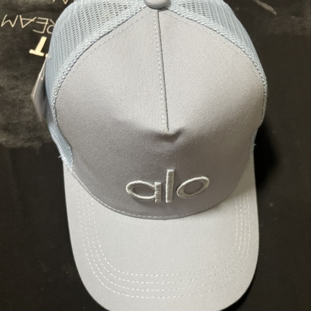 ALO Yoga Blue Cap